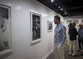 Exposición “Descendencias”, se exhibe en el Museo de Arte Contemporáneo de las Américas (MOCA). Foto: Byrom/ Tomada de PL.